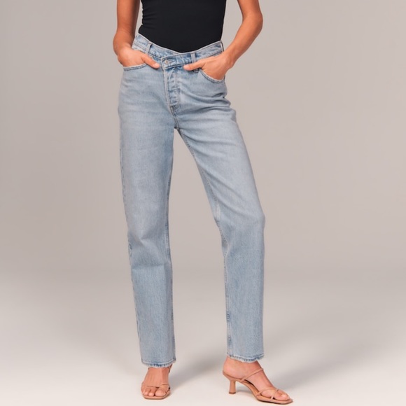 Abercrombie & Fitch High Rise Dad Jeans - Picture 3 of 14